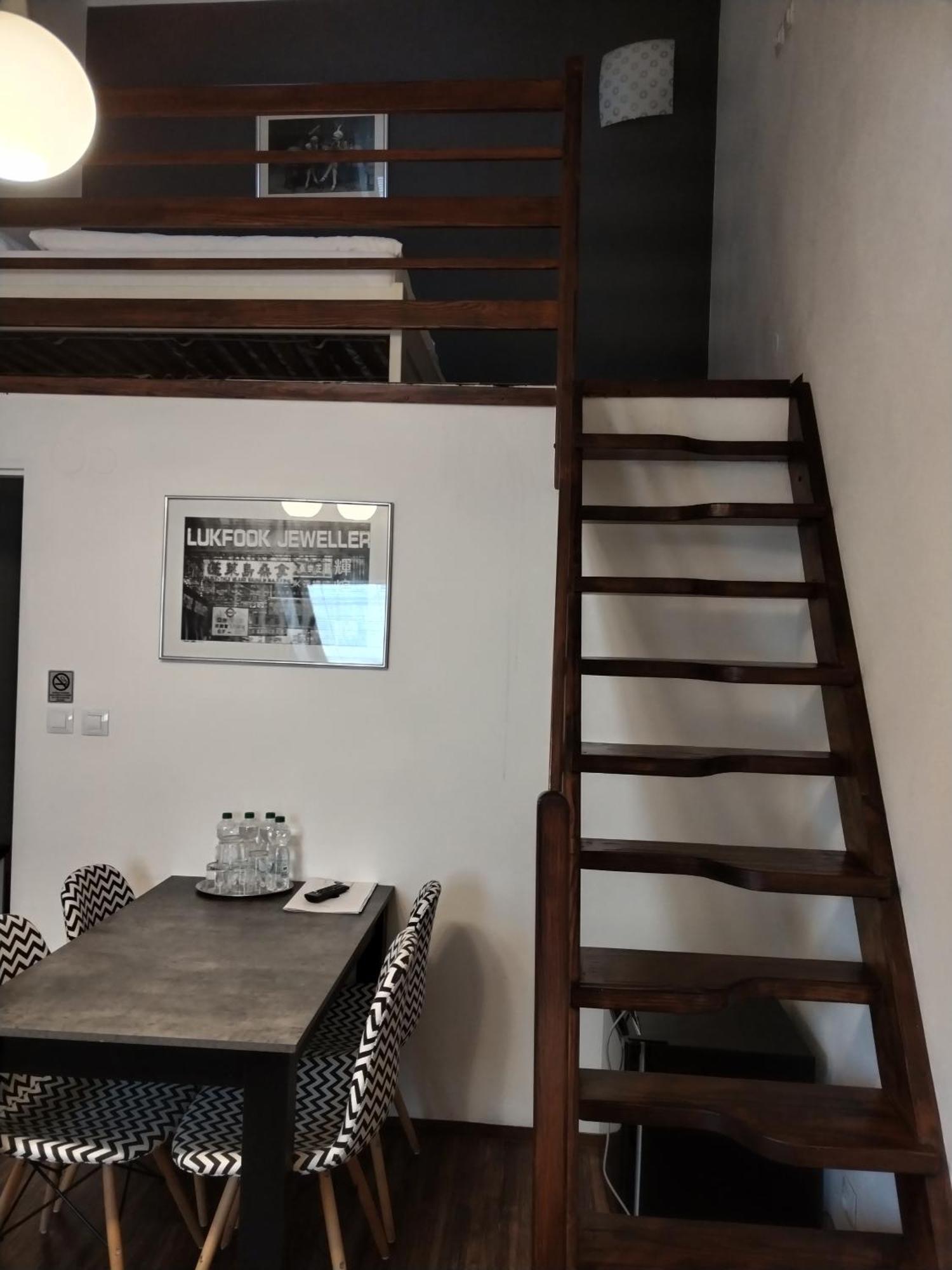 Hotel Na Baste Jablonec nad Nisou Buitenkant foto