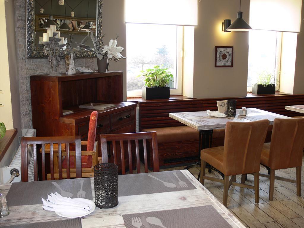 Hotel Na Baste Jablonec nad Nisou Buitenkant foto